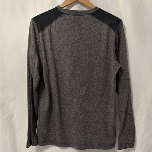 The North Face Men's Gray Long Sleeve Shirt - Picture 4 of 4